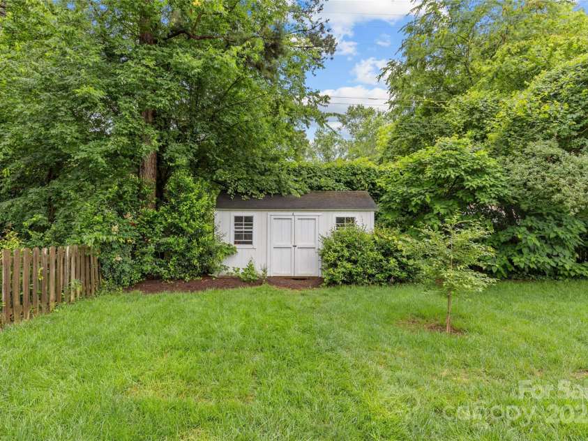 227 Wingrave Drive, Charlotte, NC 28270.  MLS# CAR4264332, YatesRealty ID 15824. 