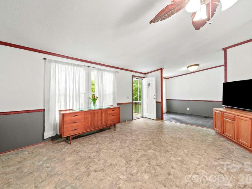 417 Old Tulip Farm Road, Salisbury, NC 28147.  MLS# CAR4366056, YatesRealty ID 15824. 