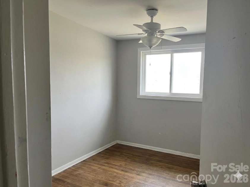 108 York Park Street, York, SC 29745.  MLS# CAR4371315, YatesRealty ID 15825. 