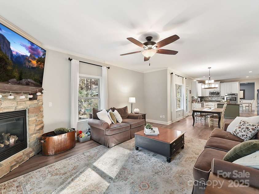 250 Kenway Loop, Mooresville, NC 28117.  MLS# CAR4210215, YatesRealty ID 15825. 