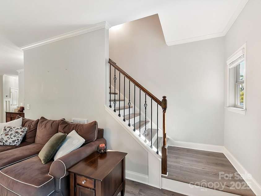 250 Kenway Loop, Mooresville, NC 28117.  MLS# CAR4210215, YatesRealty ID 15825. 