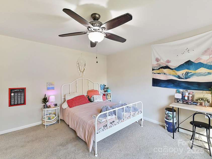 250 Kenway Loop, Mooresville, NC 28117.  MLS# CAR4210215, YatesRealty ID 15825. 