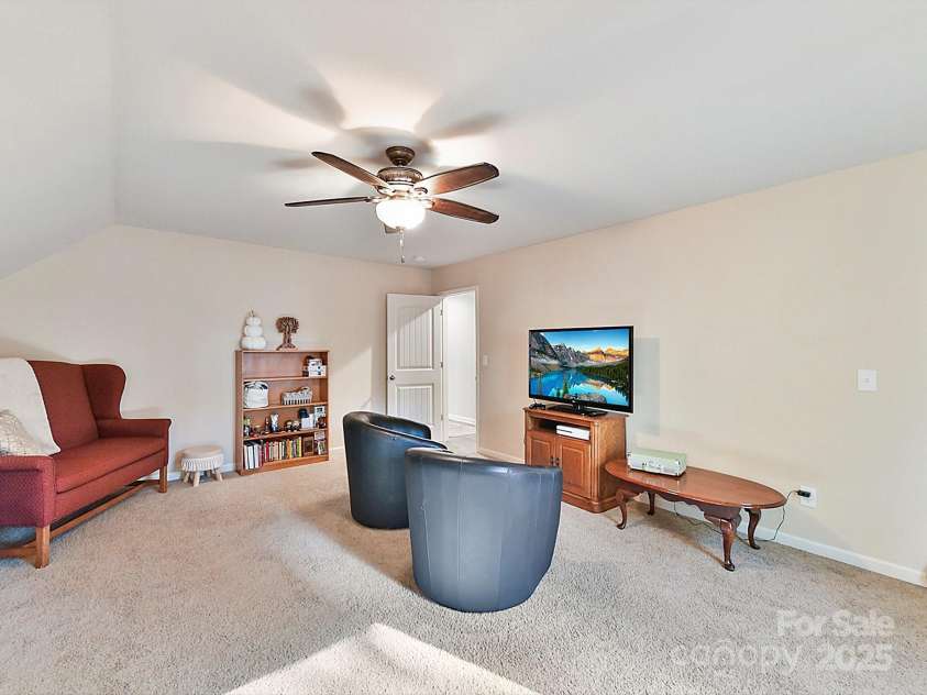 250 Kenway Loop, Mooresville, NC 28117.  MLS# CAR4210215, YatesRealty ID 15825. 