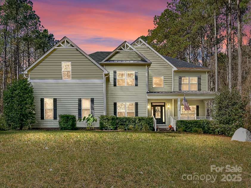 250 Kenway Loop, Mooresville, NC 28117.  MLS# CAR4210215, YatesRealty ID 15825. 
