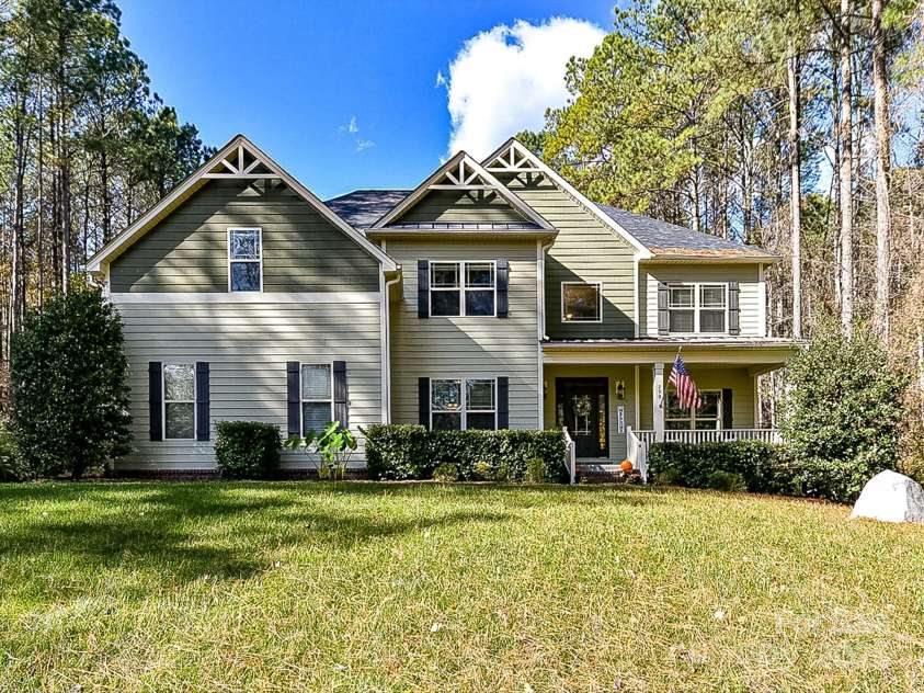 250 Kenway Loop, Mooresville, NC 28117.  MLS# CAR4210215, YatesRealty ID 15825. 