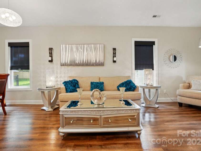 204 Craig Street, Mount Holly, NC 28120.  MLS# CAR4263380, YatesRealty ID 15826. Family Room