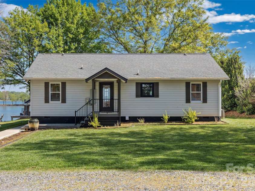 5280 Masons Ferry Road, Clover, SC 29710.  MLS# CAR4366323, YatesRealty ID 15826. Front of Home