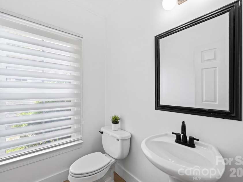 123 White Ash Drive, Asheville, NC 28803.  MLS# CAR4362029, YatesRealty ID 15828. 