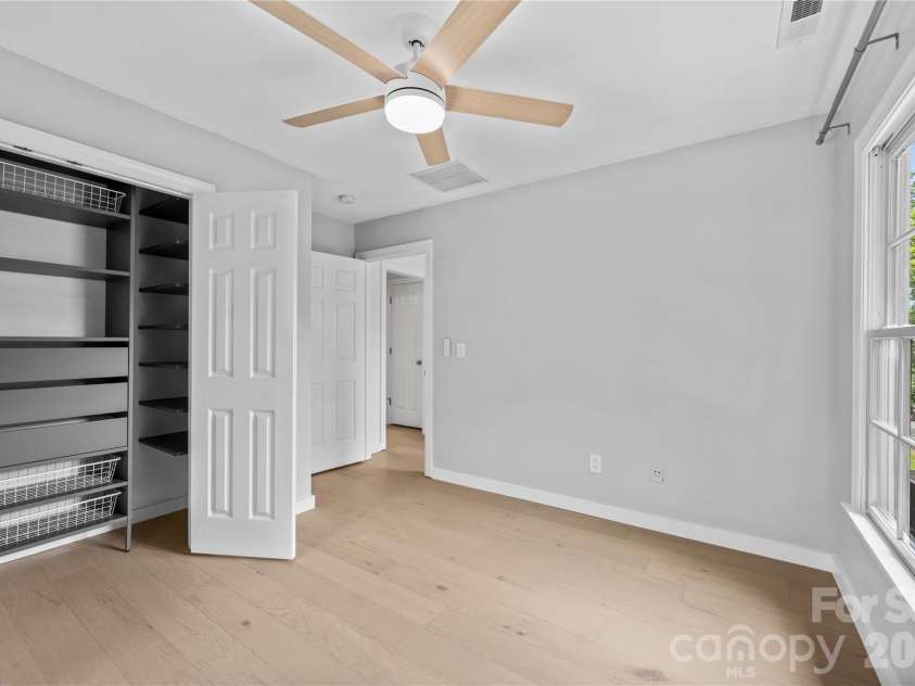 123 White Ash Drive, Asheville, NC 28803.  MLS# CAR4362029, YatesRealty ID 15828. 