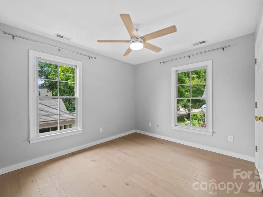 123 White Ash Drive, Asheville, NC 28803.  MLS# CAR4362029, YatesRealty ID 15828. 