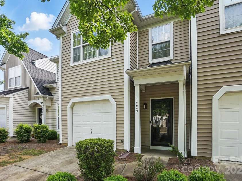 14649 Lions Paw Street, Charlotte, NC 28273.  MLS# CAR4248973, YatesRealty ID 15828. 