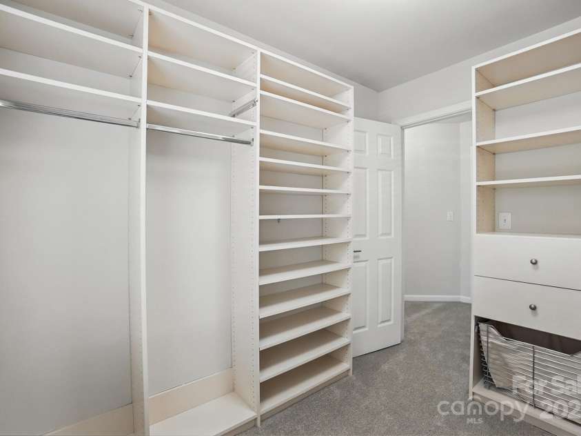 14649 Lions Paw Street, Charlotte, NC 28273.  MLS# CAR4248973, YatesRealty ID 15828. 