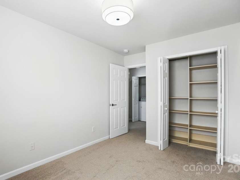 14649 Lions Paw Street, Charlotte, NC 28273.  MLS# CAR4248973, YatesRealty ID 15828. 