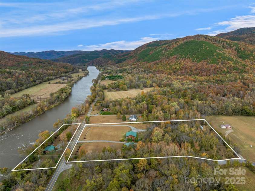 1640, 1641, 1642 River Road, Hot Springs, NC 28743.  MLS# CAR4318441, YatesRealty ID 1583. 