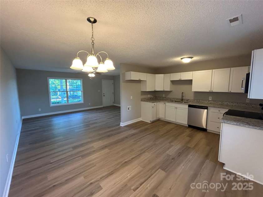 1820 Wendover Drive, Lancaster, SC 29720.  MLS# CAR4260354, YatesRealty ID 15831. 