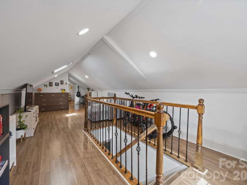 2414 Hassell Place, Charlotte, NC 28209.  MLS# CAR4371919, YatesRealty ID 15831. 
