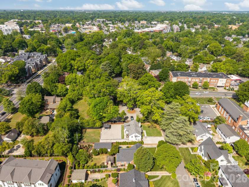 2414 Hassell Place, Charlotte, NC 28209.  MLS# CAR4371919, YatesRealty ID 15831. 
