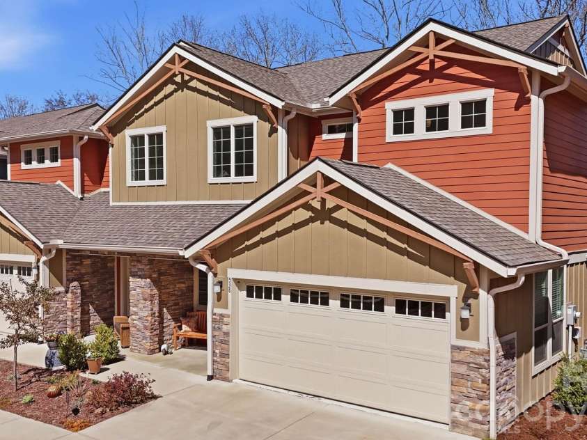 538 Sweet Birch Park Lane, Black Mountain, NC 28711.  MLS# CAR4362793, YatesRealty ID 15832. 