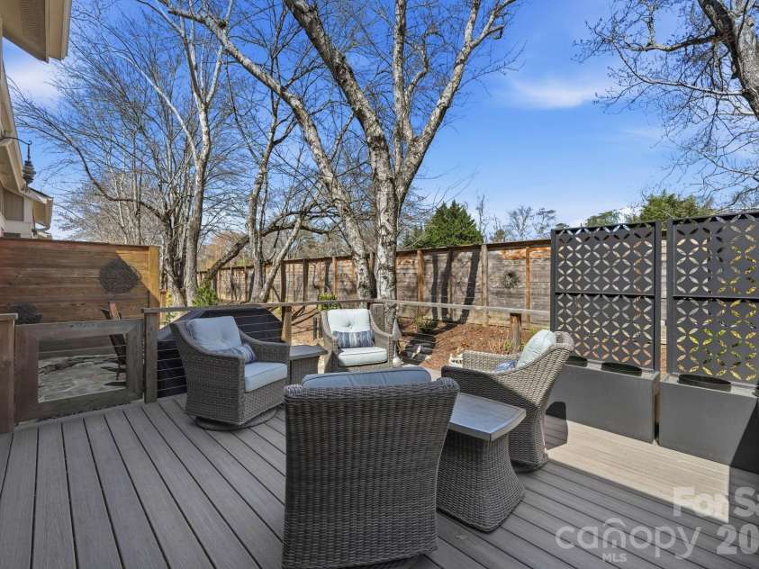 538 Sweet Birch Park Lane, Black Mountain, NC 28711.  MLS# CAR4362793, YatesRealty ID 15832. 