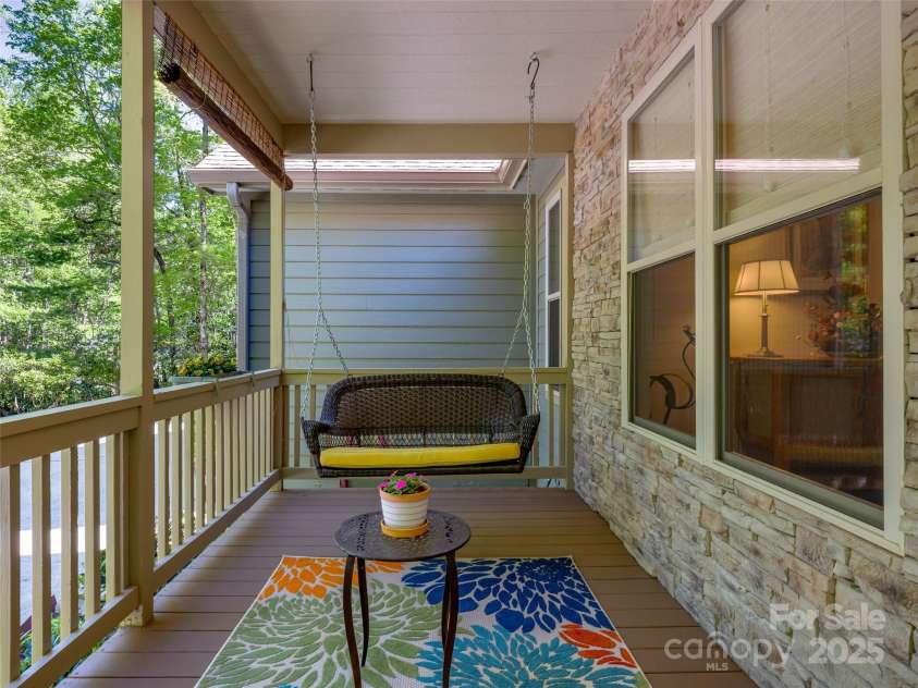 977 Salola Lane, Brevard, NC 28712.  MLS# CAR4251328, YatesRealty ID 15832. 