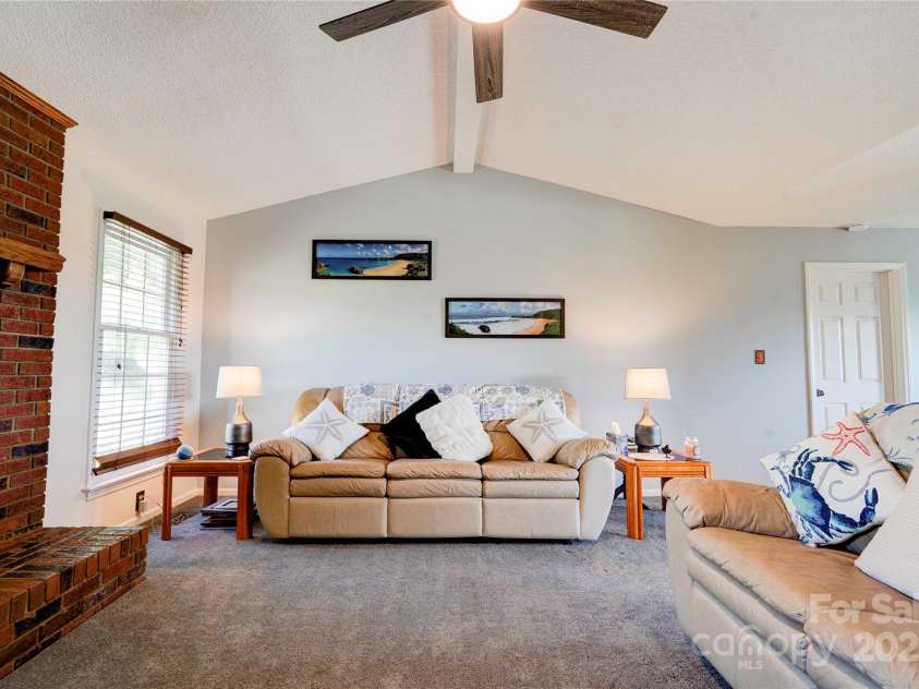108 Windy Hill Drive, Cherryville, NC 28021.  MLS# CAR4254953, YatesRealty ID 15833. Living Room