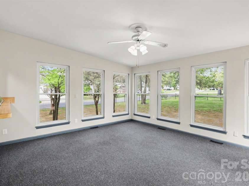 11324 Vista Canyon Drive, Charlotte, NC 28226.  MLS# CAR4360752, YatesRealty ID 15833. 