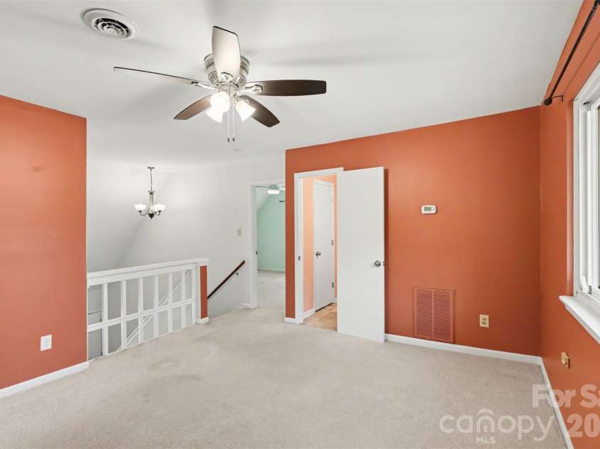 11324 Vista Canyon Drive, Charlotte, NC 28226.  MLS# CAR4360752, YatesRealty ID 15833. 