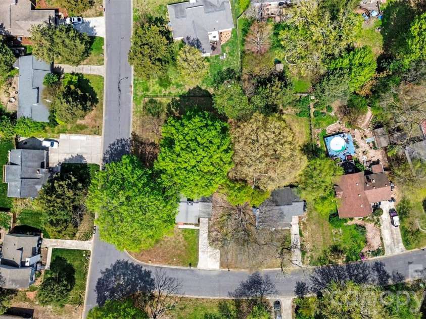 11324 Vista Canyon Drive, Charlotte, NC 28226.  MLS# CAR4360752, YatesRealty ID 15833. 