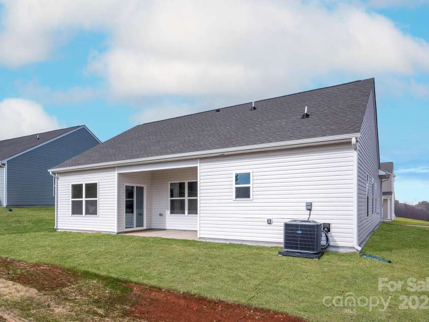 102 Dartmoor Park Lane, Troutman, NC 28166.  MLS# CAR4212440, YatesRealty ID 15835. 