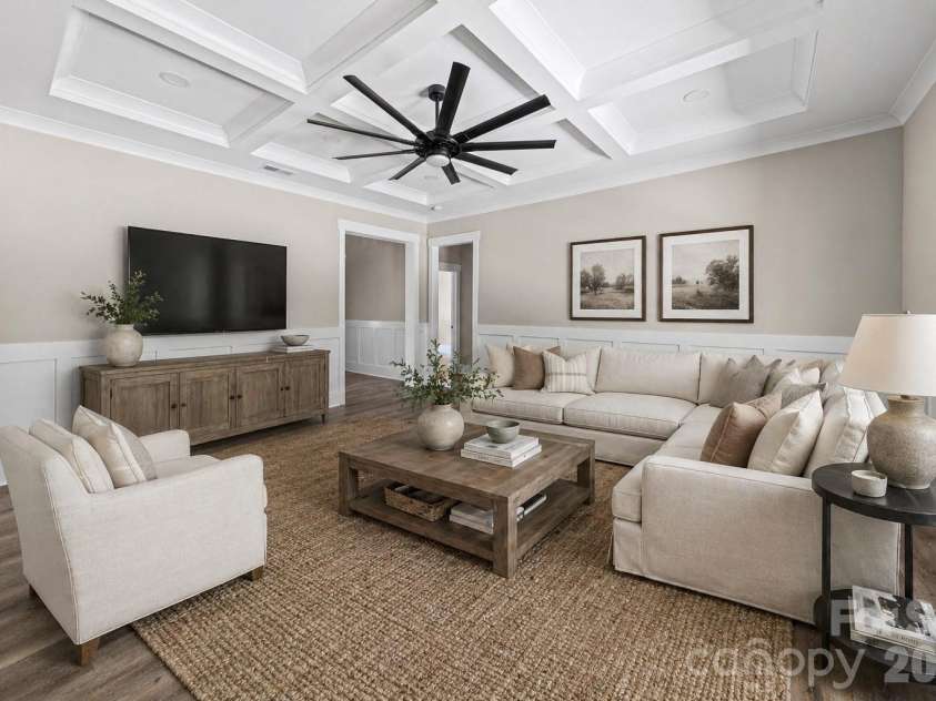 5121 Morningwood Drive, Matthews, NC 28105.  MLS# CAR4367917, YatesRealty ID 15835. Virtually staged