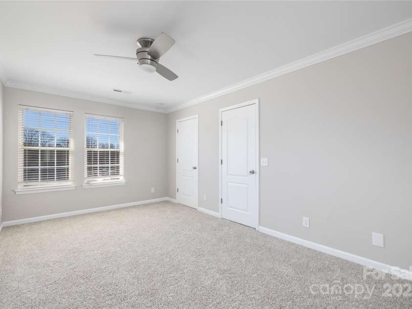 136 Ridge Bluff Road, Mooresville, NC 28115.  MLS# CAR4231762, YatesRealty ID 15836. 
