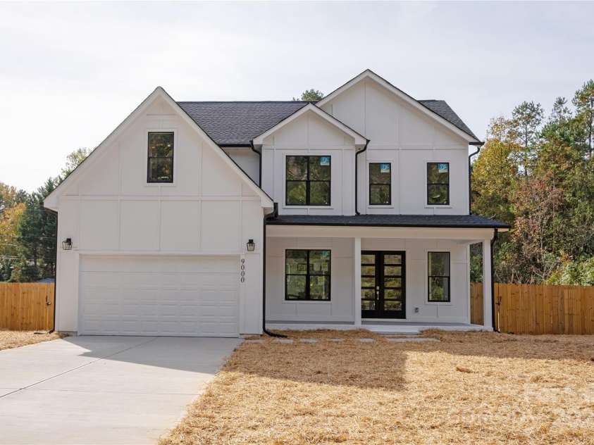 9000 Boyd Drive, Matthews, NC 28105.  MLS# CAR4198561, YatesRealty ID 15837. 