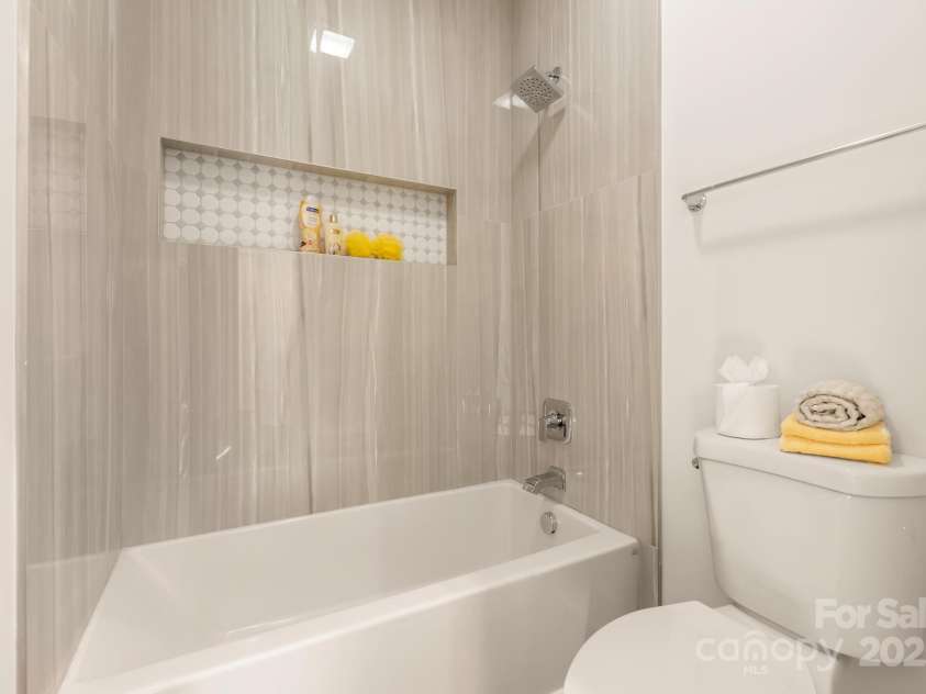 9000 Boyd Drive, Matthews, NC 28105.  MLS# CAR4198561, YatesRealty ID 15837. 