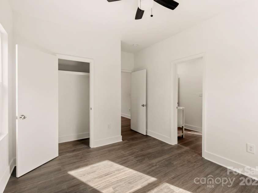 9000 Boyd Drive, Matthews, NC 28105.  MLS# CAR4198561, YatesRealty ID 15837. 