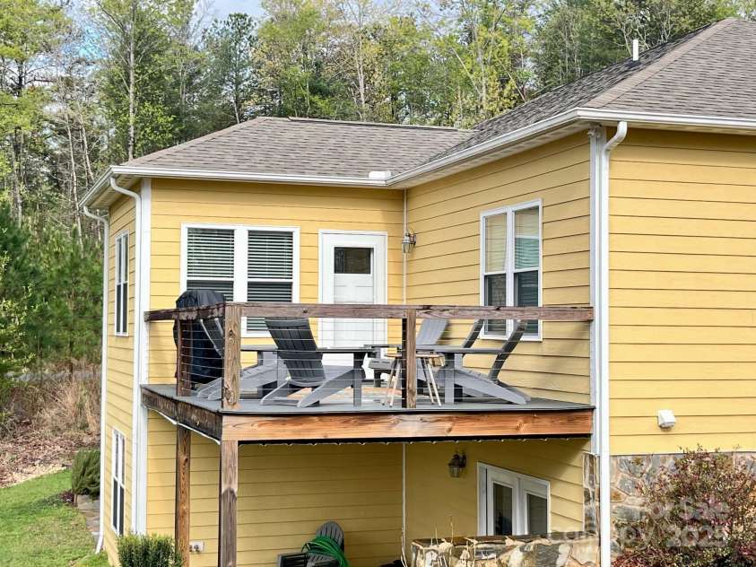 3039 Channel View Cove, Morganton, NC 28655.  MLS# CAR4245960, YatesRealty ID 15838. Back Porch