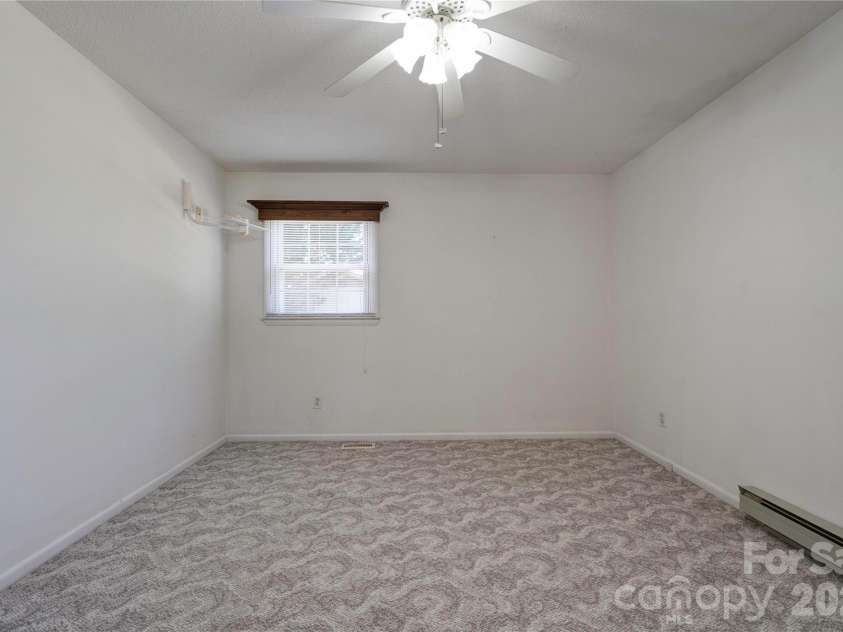 508 Lee Drive, Shelby, NC 28152.  MLS# CAR4373338, YatesRealty ID 15838. Bedroom 1