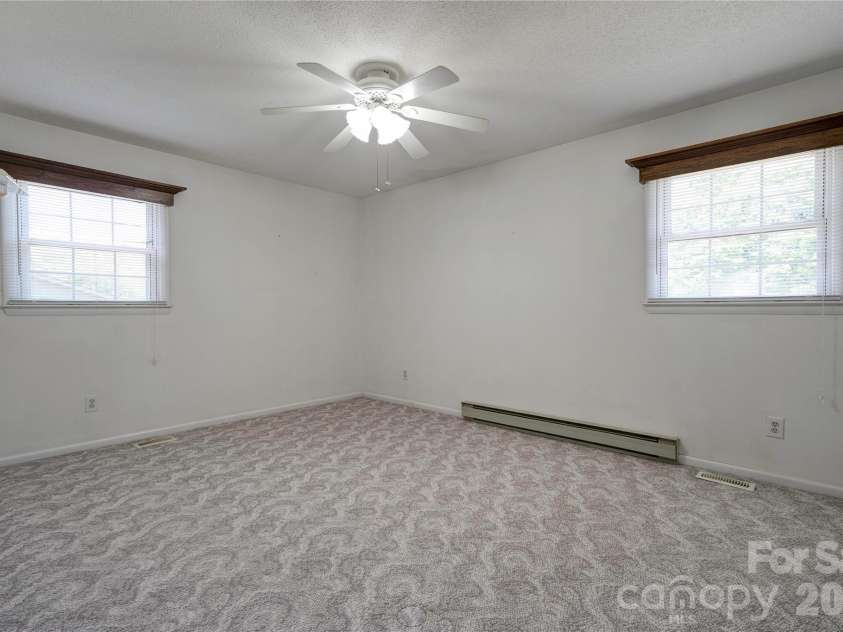 508 Lee Drive, Shelby, NC 28152.  MLS# CAR4373338, YatesRealty ID 15838. Bedroom 1