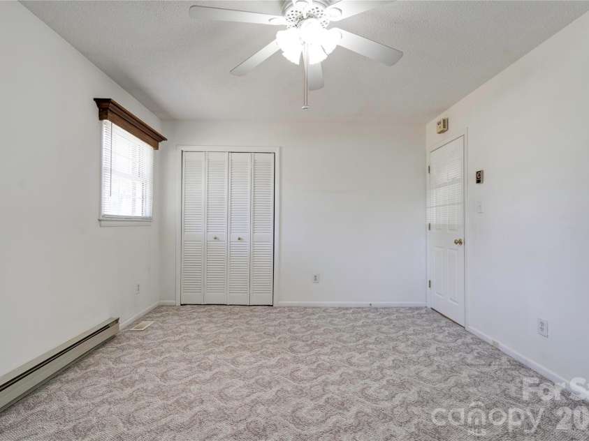 508 Lee Drive, Shelby, NC 28152.  MLS# CAR4373338, YatesRealty ID 15838. Bedroom 1