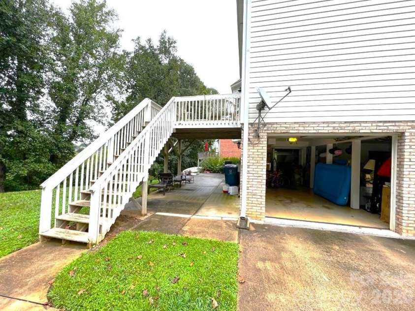 117 Lonetree Circle, Advance, NC 27006.  MLS# CAR4329754, YatesRealty ID 1584. 