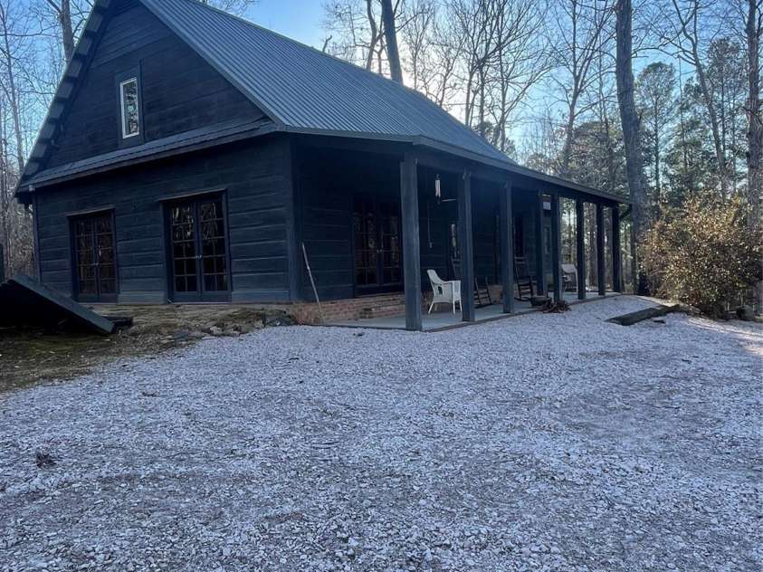 1386 Old Pinckney Road, York, SC 29745.  MLS# CAR4196379, YatesRealty ID 1584. 