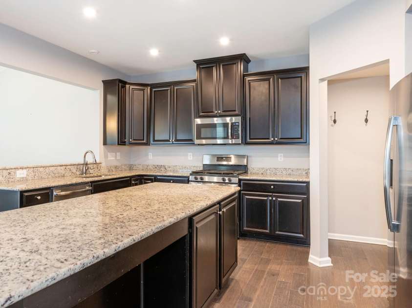 1707 Scarbrough Circle, Concord, NC 28025.  MLS# CAR4287048, YatesRealty ID 1584. Kitchen