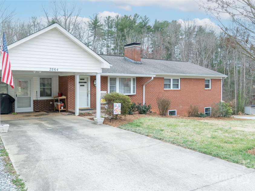 2864 Highline Avenue, Morganton, NC 28655.  MLS# CAR4228287, YatesRealty ID 15840. 