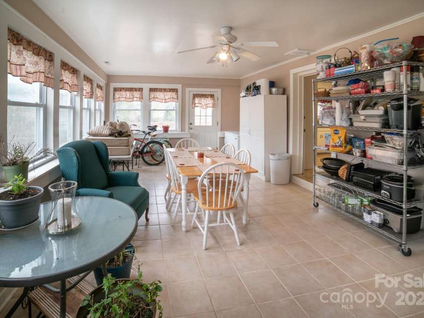 2864 Highline Avenue, Morganton, NC 28655.  MLS# CAR4228287, YatesRealty ID 15840. 