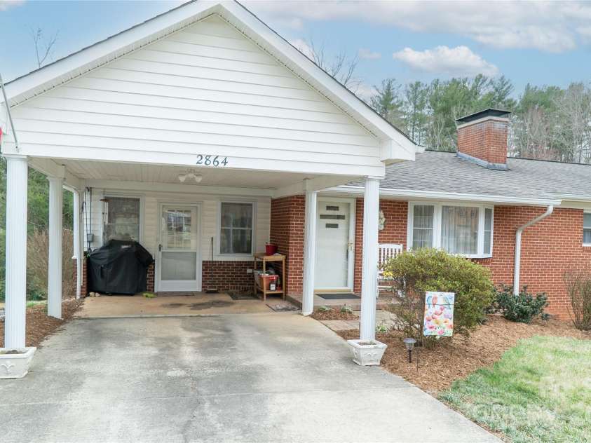 2864 Highline Avenue, Morganton, NC 28655.  MLS# CAR4228287, YatesRealty ID 15840. 