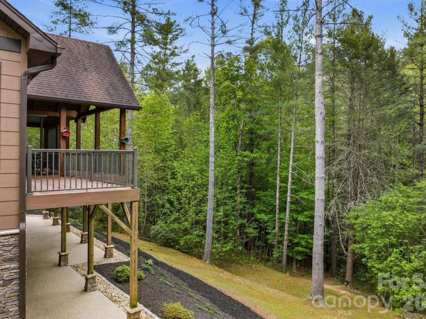 5613 Rocky Falls Lane, Lenoir, NC 28645.  MLS# CAR4372647, YatesRealty ID 15841. 