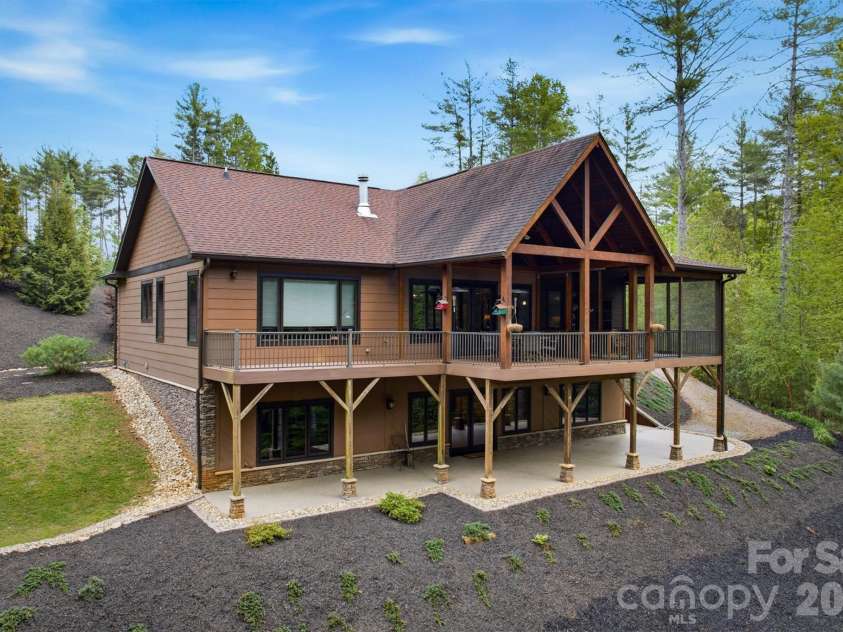 5613 Rocky Falls Lane, Lenoir, NC 28645.  MLS# CAR4372647, YatesRealty ID 15841. 