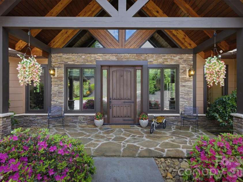5613 Rocky Falls Lane, Lenoir, NC 28645.  MLS# CAR4372647, YatesRealty ID 15841. 