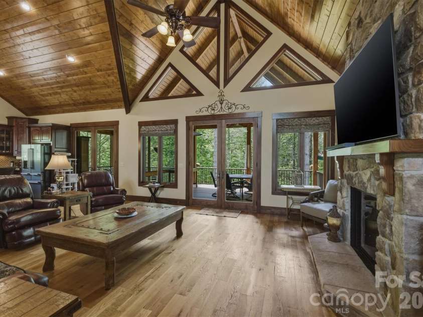 5613 Rocky Falls Lane, Lenoir, NC 28645.  MLS# CAR4372647, YatesRealty ID 15841. 