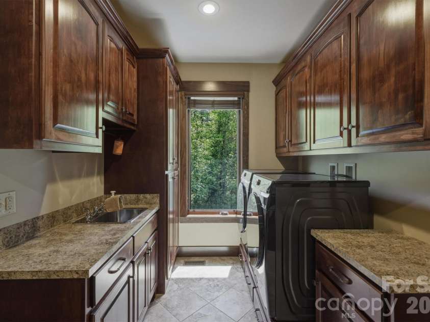 5613 Rocky Falls Lane, Lenoir, NC 28645.  MLS# CAR4372647, YatesRealty ID 15841. 