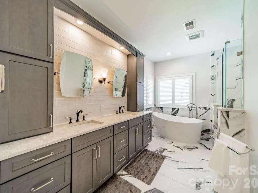 12656 Lahinch Court, Charlotte, NC 28277.  MLS# CAR4364384, YatesRealty ID 15842. 
